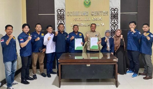 PBH Peradi Banjarmasin dan PN Banjarmasin Jalin Kerja Sama Pelayanan Hukum Posbakum